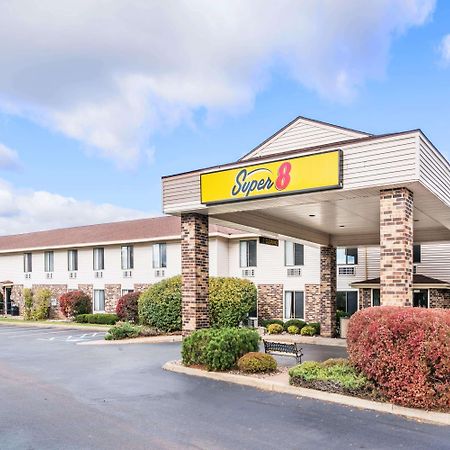 Super 8 by Wyndham Wausau Bagian luar foto