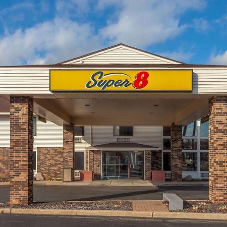 Super 8 by Wyndham Wausau Bagian luar foto