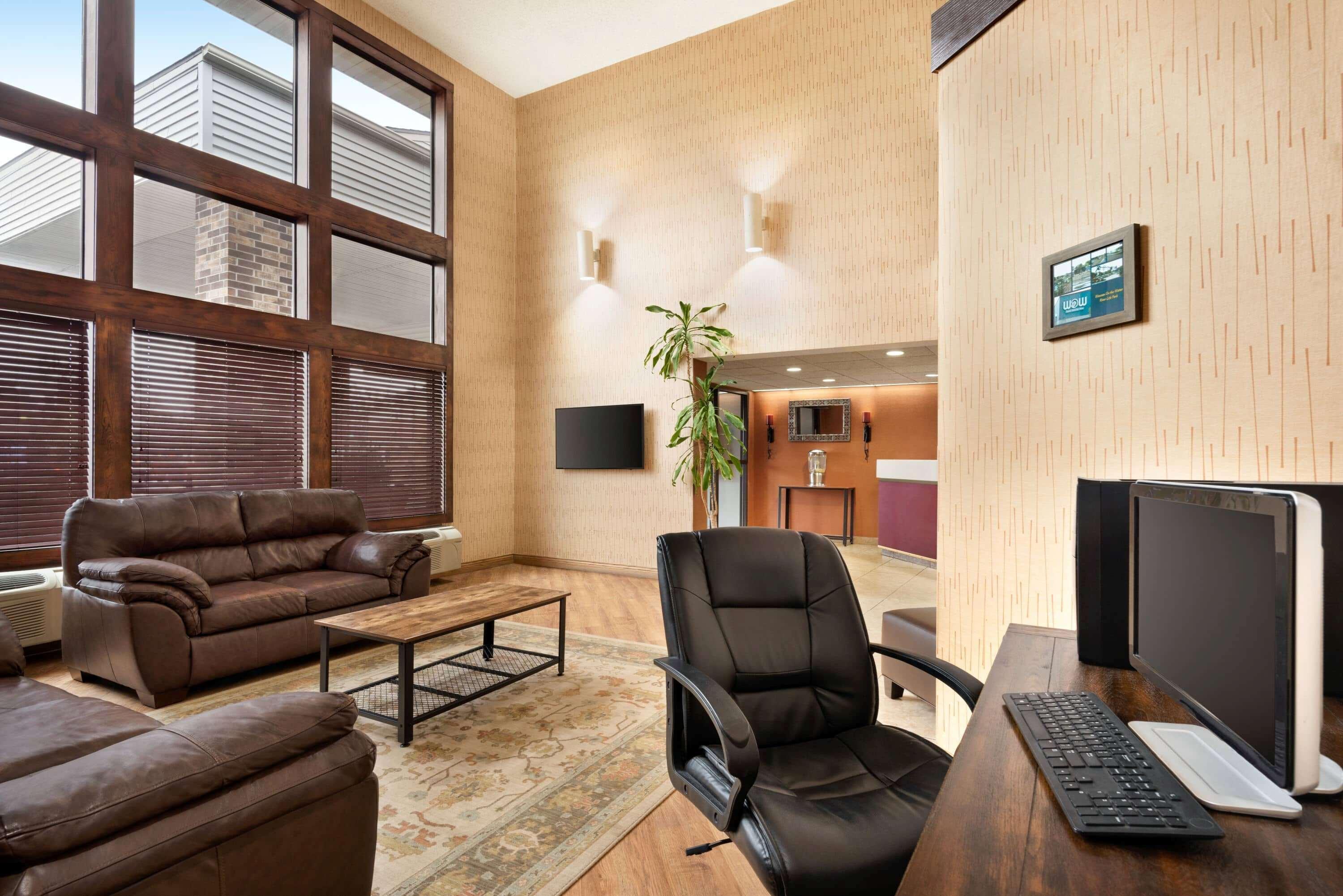 Super 8 by Wyndham Wausau Bagian luar foto